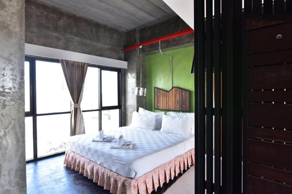 Ps Extra Hotel Hat Yai Exteriör bild