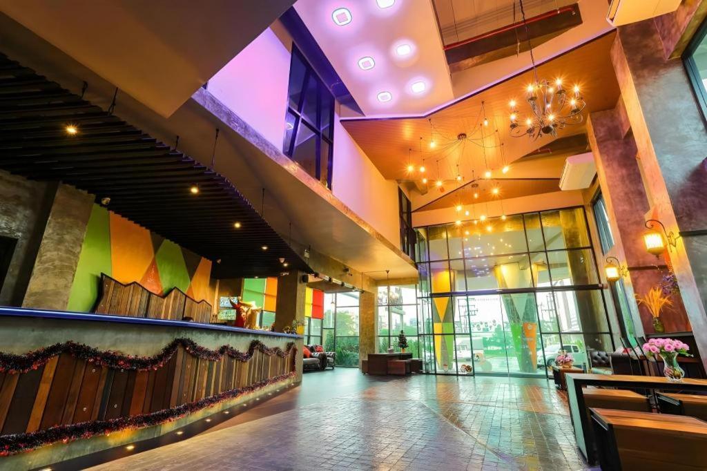 Ps Extra Hotel Hat Yai Exteriör bild